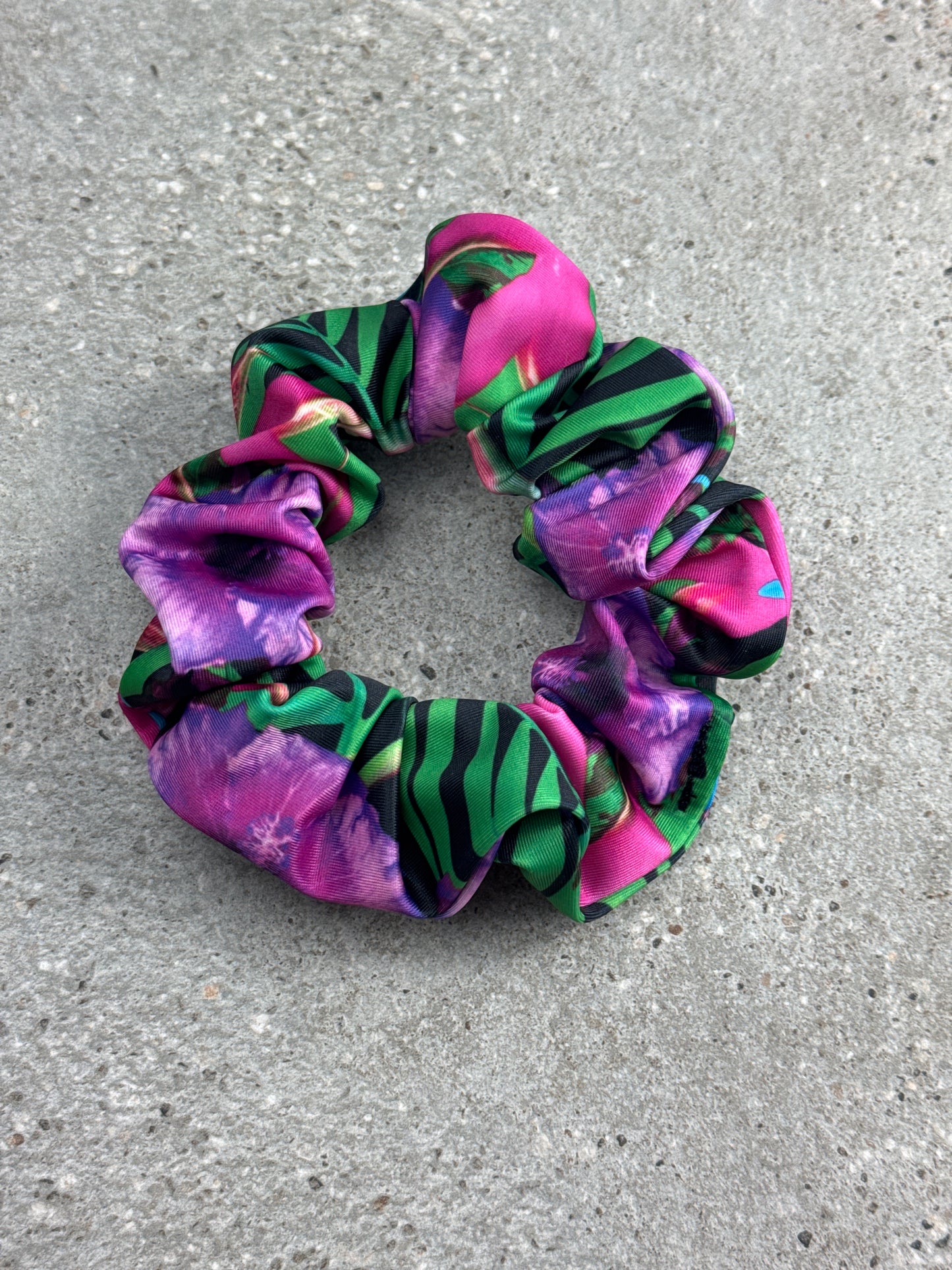 Caribbean Twist (Green) Scrunchie