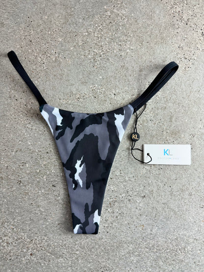 Braguita de bikini de camuflaje Sargento