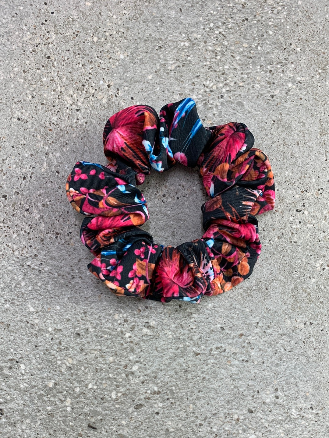 Tropical Night Scrunchie – Kristen Lonie Swimwear