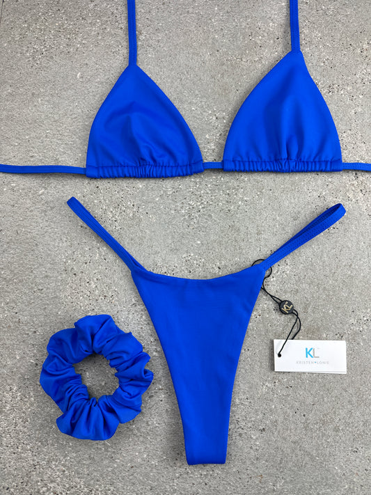Top bikini blu reale