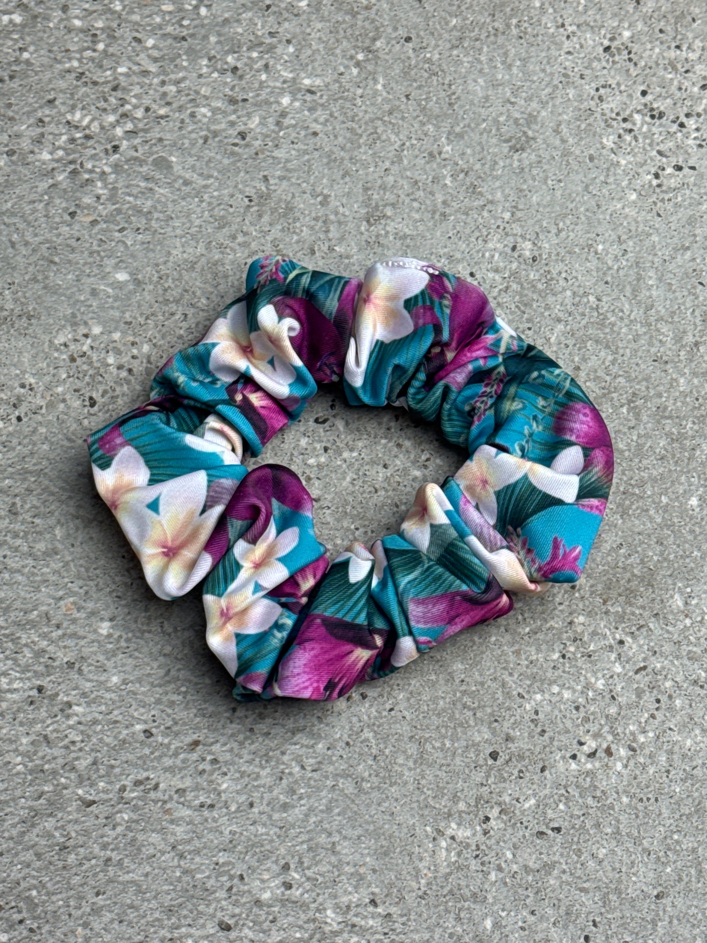 Cool Breeze Scrunchie
