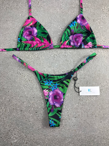 Caribbean Twist (Green) Bikini Top